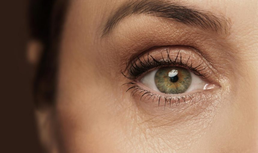 How to apply makeup to mature skin? Advice from a pro