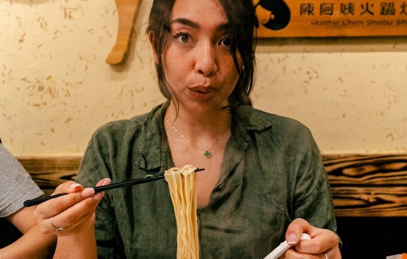 Best Food In Taiwan & Must-Try Eats: First Timers Guide 🍜
