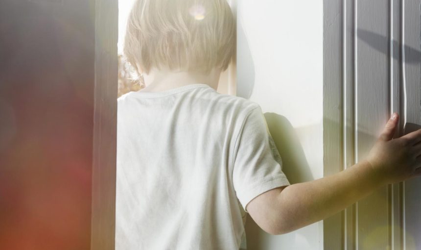 8 murderous sentences never say to a child